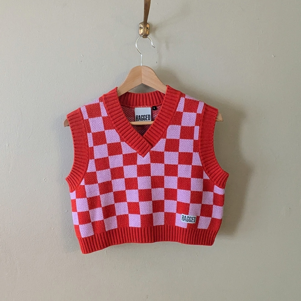 The Ragged Priest Red and Pink Sleeveless Crop Top